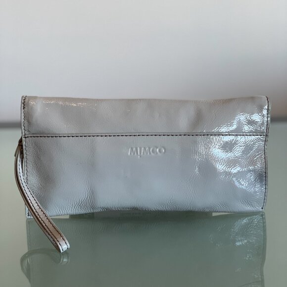 MIMCO Dove Grey Electro Envelope Clutch Wristlet - Picture 2 of 9